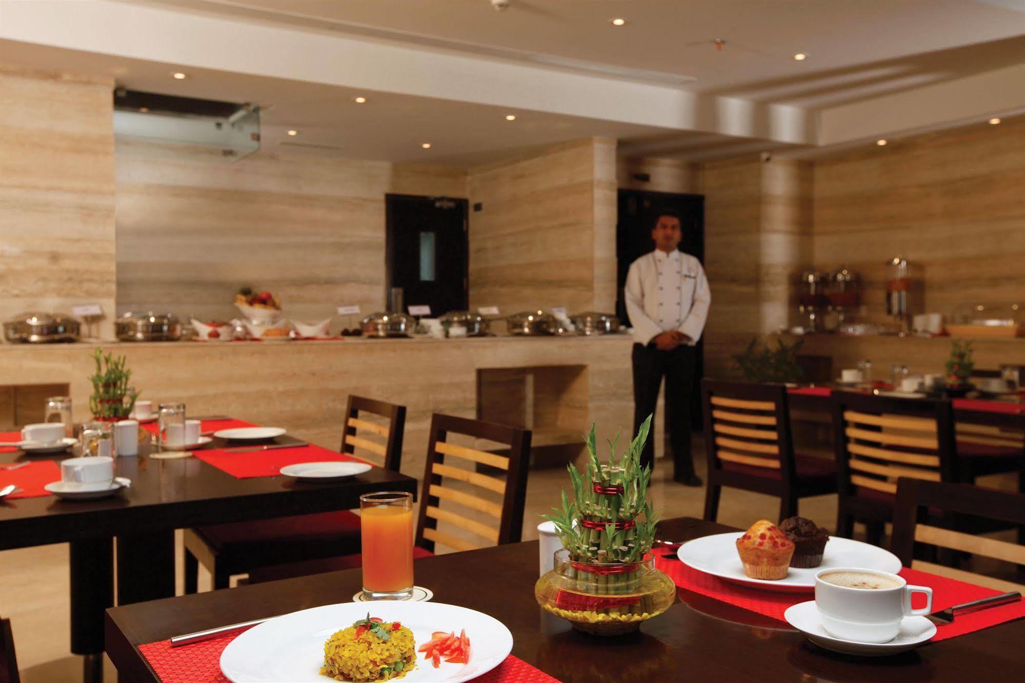 Hotel Vrisa Divisione di Divisione di Jaipur Esterno foto